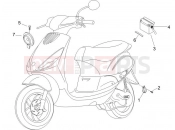 kezelőszervek - akkumulátor - Piaggio Zip 100 4T 2010