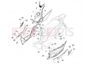 PIAGGIO Medley 125 E5+ (EU) Central cover - Footrests